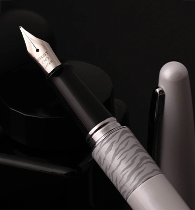 Pilot MR Animal Fountain Pen with Ink Bottle